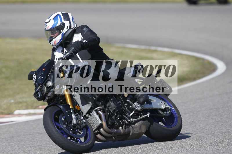 /01 02.04.2026 MAZ ADR/Gruppe rot/83